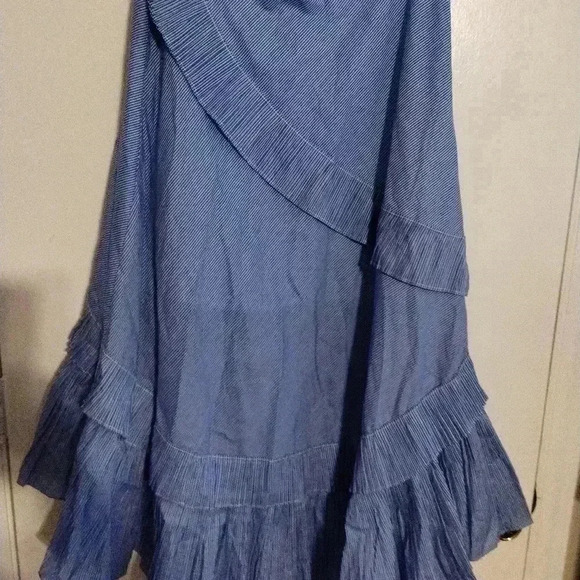 Chicwish Asymmetrical Blue Maxi Skirt - Picture 5 of 5